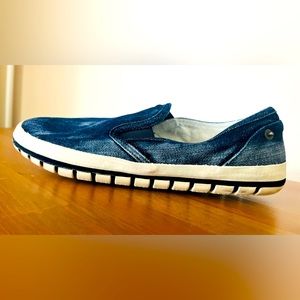 Diesel denim shoes (brand new) US12